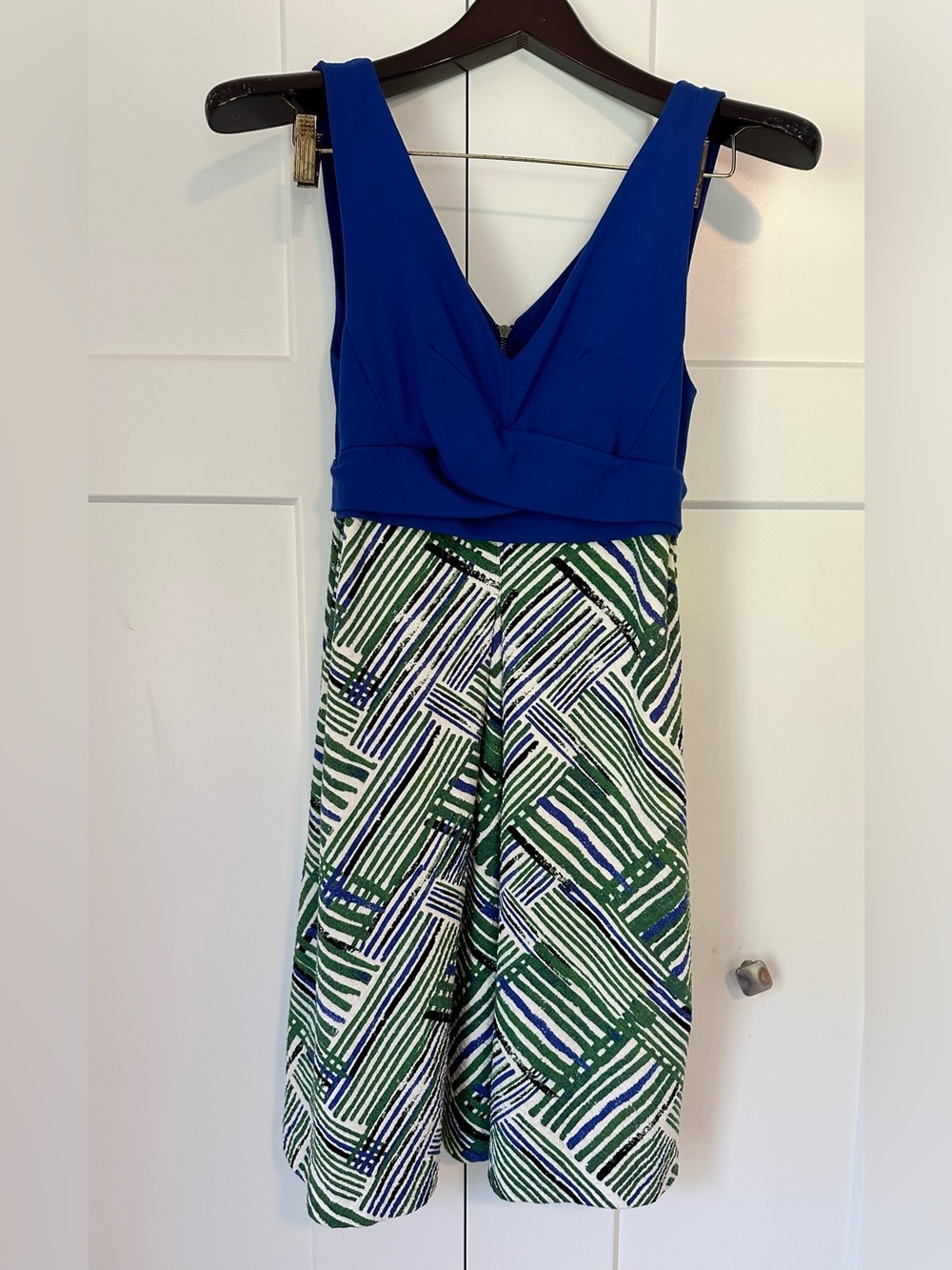 Anthropologie HD inโ Paris Royal Blue Top Green Patterned Dress 4